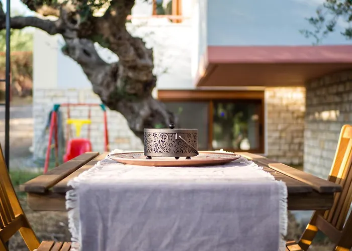 Costa's Garden House *