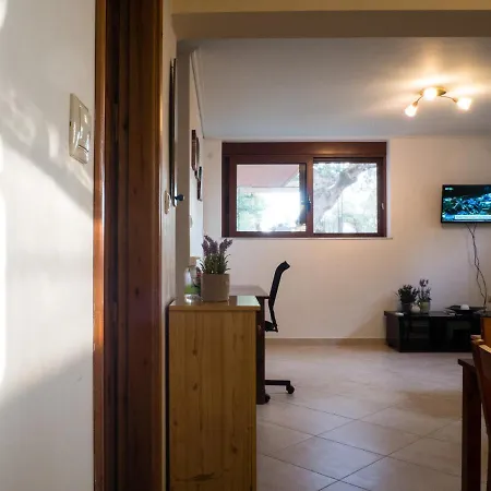 Costa's Garden House Appartement *